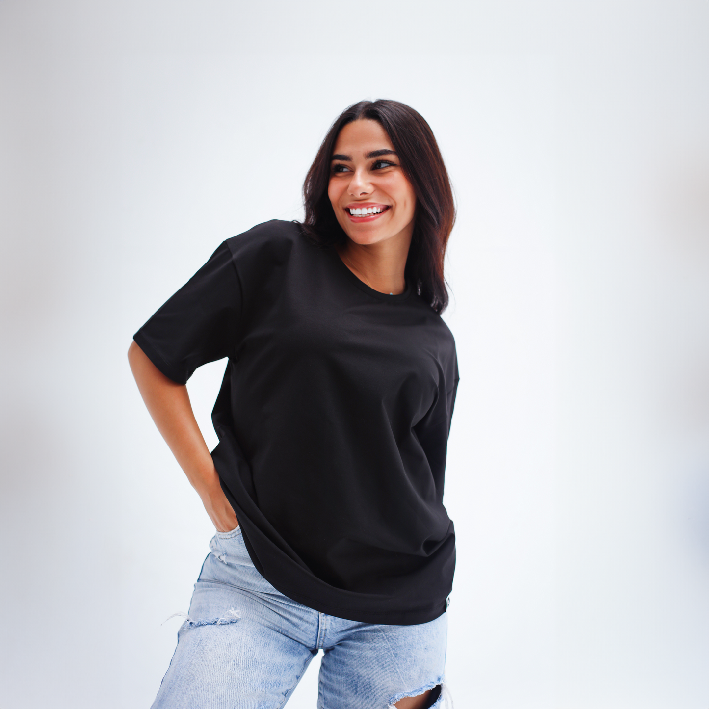 Black Basic T-shirt - theqaafshop